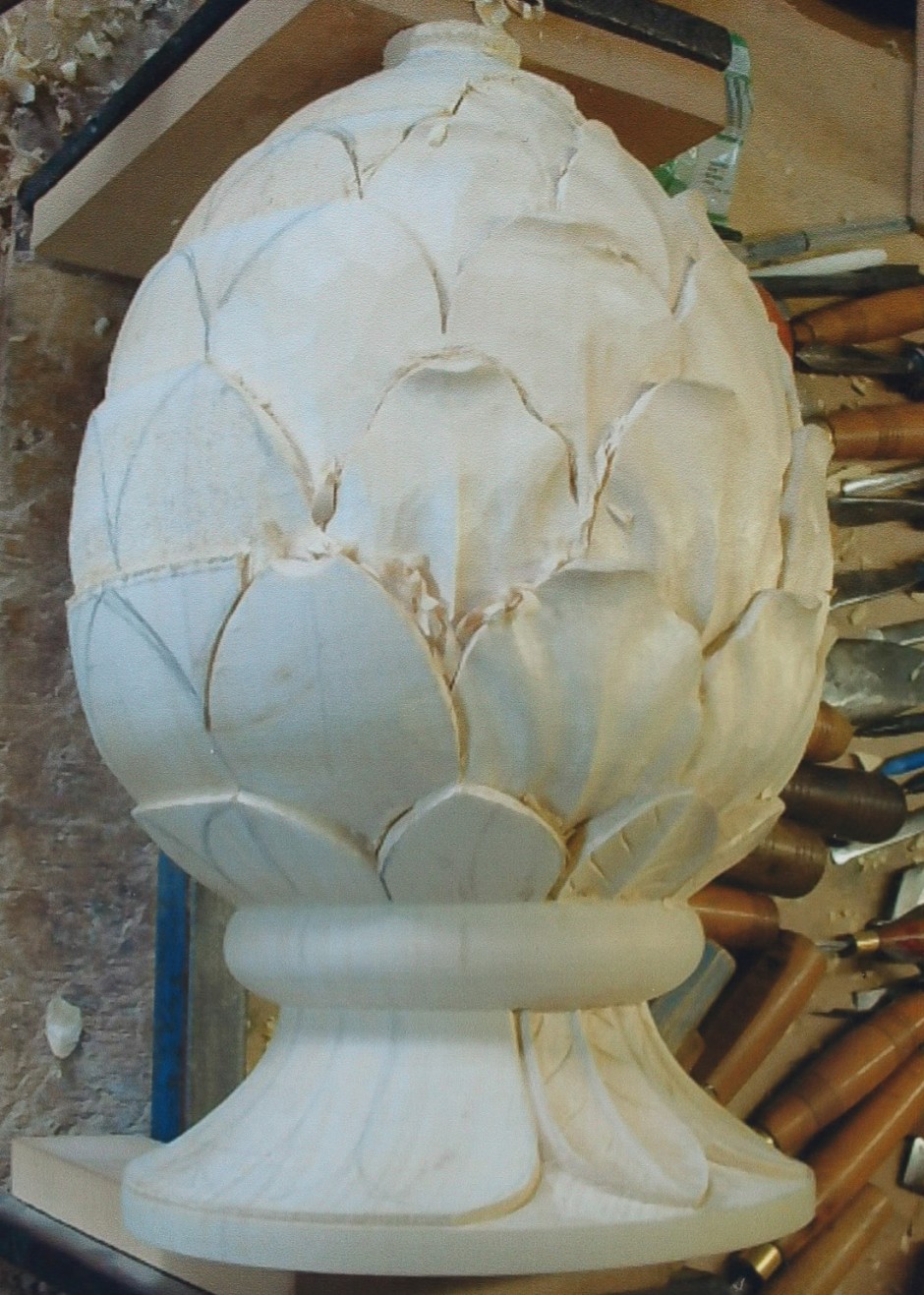 Detail to the pineapple skin is carved - pineapple skin, wood carving, pineapple skin carving