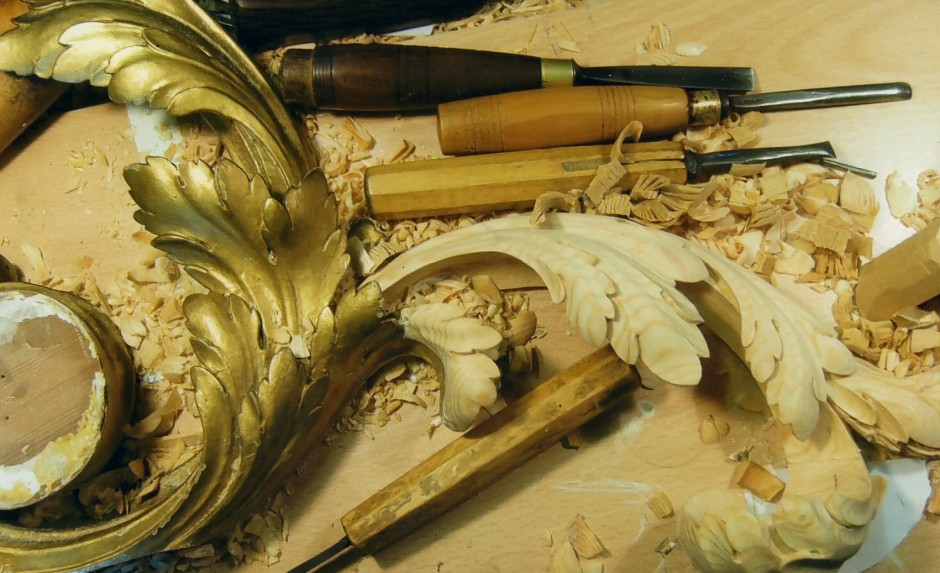 Restoration Of A Thomas Chippendale Mirror - thomas chippendale mirror